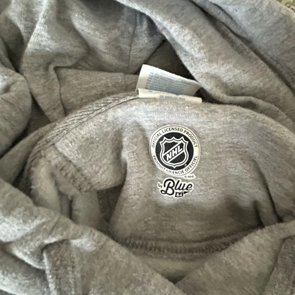 Washington Capitals NHL Gray Hoodie - Picture 3 of 3
